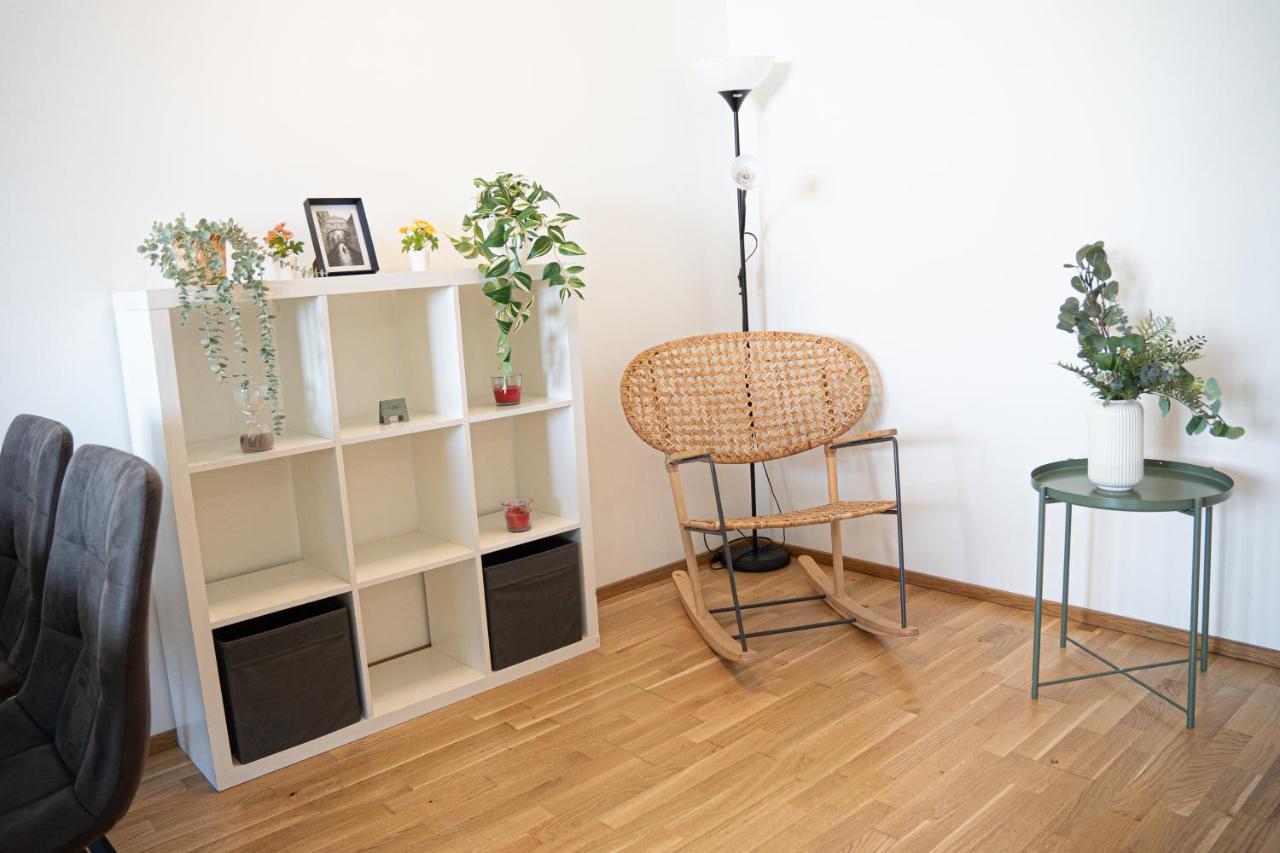 Bright & Modern - Balcony - Apartment Vienna Exterior photo
